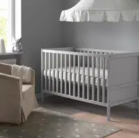 Baby crib with foam mattress $70