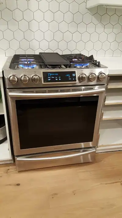 GAS LINE, GAS RANGE, DRYER, BBQ, WATER HEATER :  INSTALLATION, View more