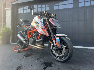 Sherbrooke, QC EN / FR below ⸻ Price temporarily reduced to $6,800 CAD for the next 2 weeks. After t...