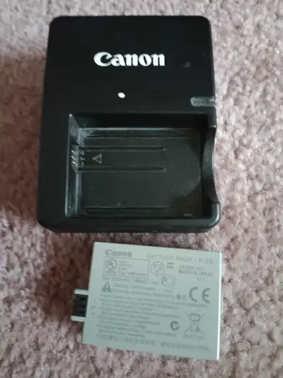 canon battery charger and battery, View more