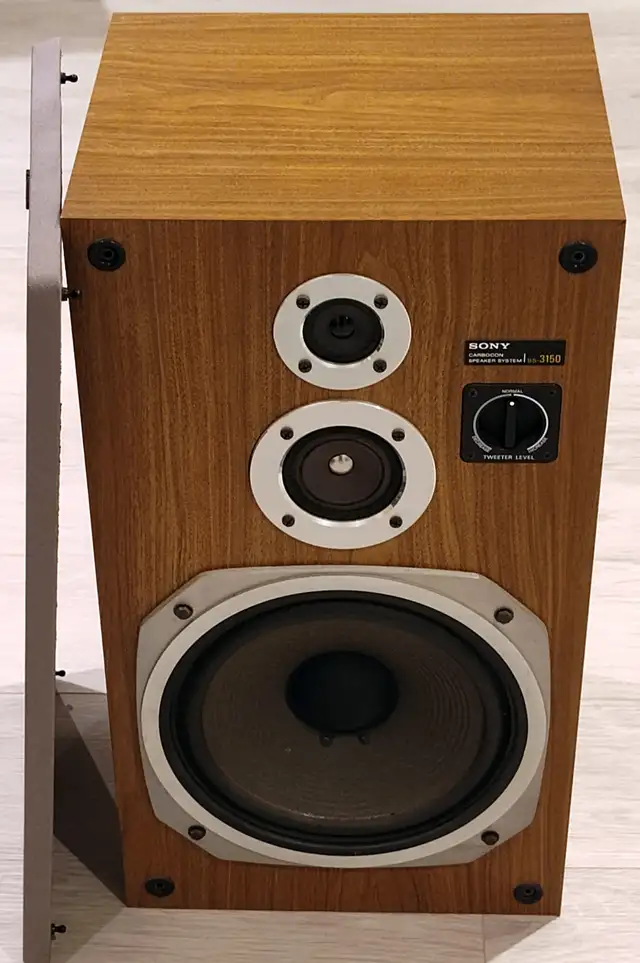 Sony SS-3150 Speakers in Speakers in Oakville / Halton Region - Image 3