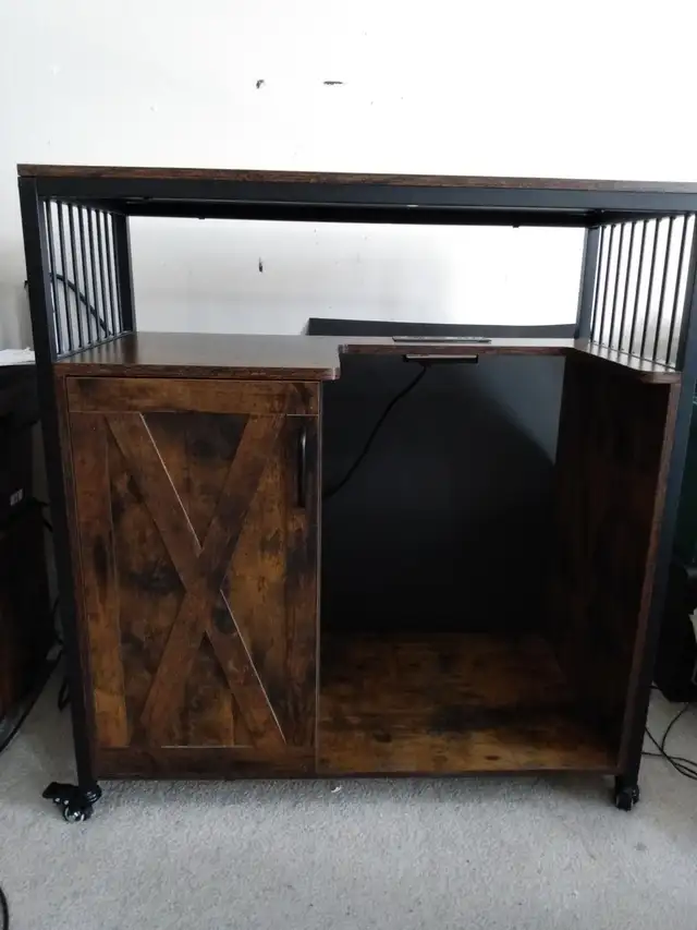 Workstation computer/printer stand in Other in St. Catharines - Image 2