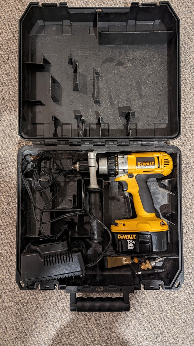 DeWalt XRP 18V cordless drill in Power Tools in Calgary - Image 3
