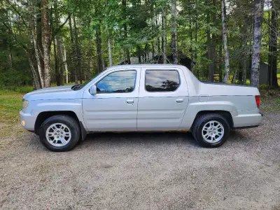 Wanted HONDA RIDGELINE!! Looking to purchase a reasonably priced Honda Ridgeline for my daily driver...