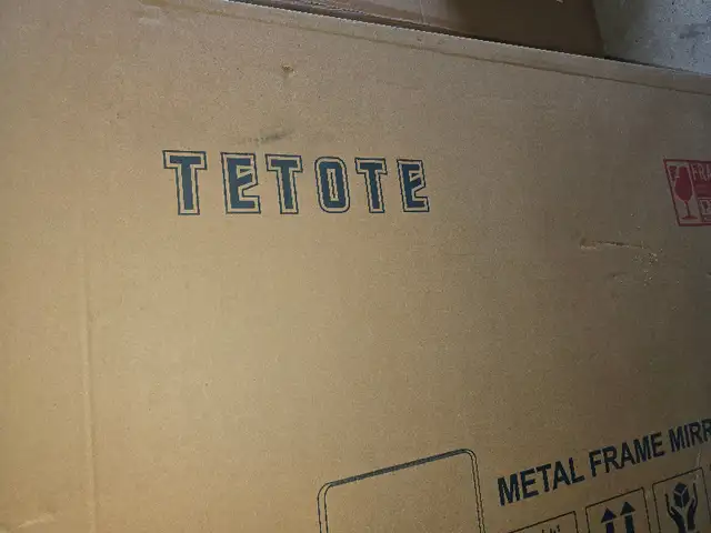 TETOTE 48 x 36 Inch Silver Mirrors for Bathroom, Brushed Silver in Home Décor & Accents in Calgary - Image 8