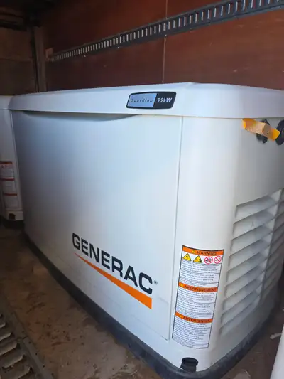 22 kw natural gas generac standby generator with 200 amp transfer switch and winter kit works automa...