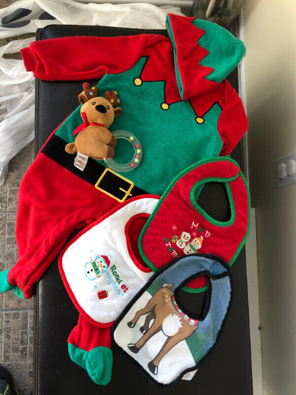 Ensemble de pyjama de Noël pour bébé taille 6-12 mois dans Enfants et jeunesse  à Longueuil/Rive Sud