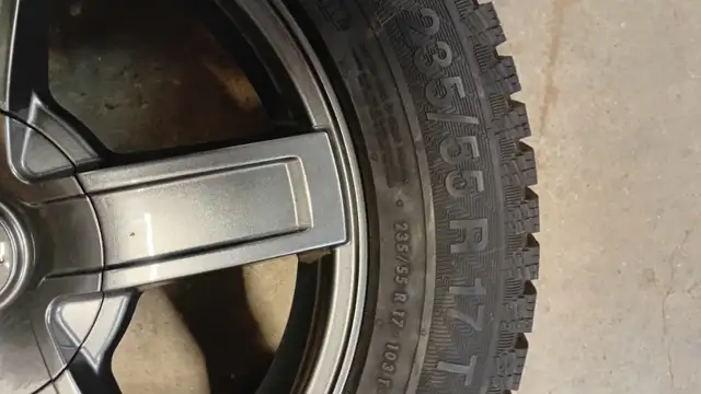 Snow tires on 17 inch alloy rims in Tires & Rims in Guelph - Image 3