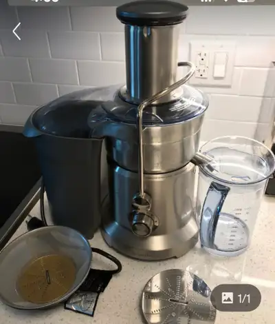 FS: Stainless Steel Breville BJE820XL Dual Juicer, View more