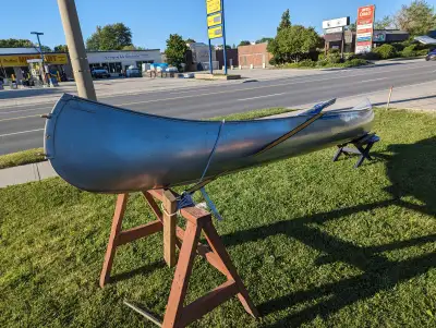 Looking to sell this vintage 17' Grumman aluminum canoe. It was stored indoors for many years and ha...