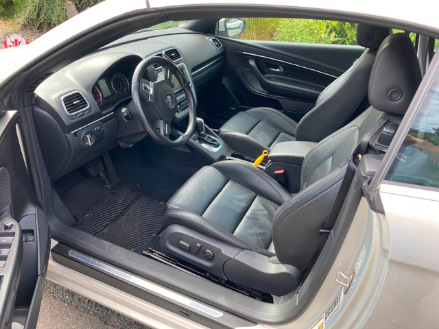 2012 Volkswagen EOS hardtop convertible for sale in Cars & Trucks in Parksville / Qualicum Beach