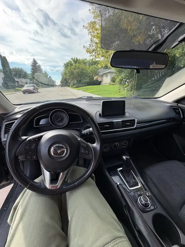 Mazda 3 2014560645571347097604
