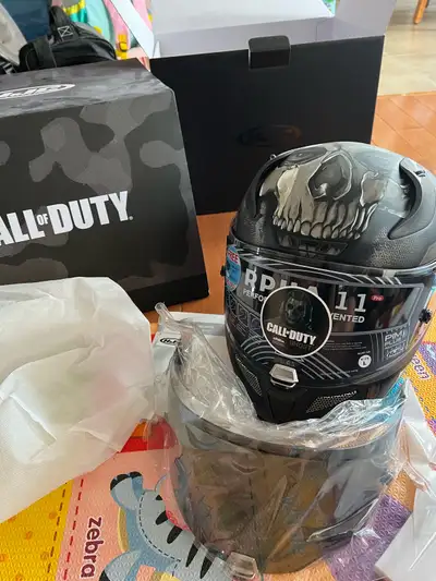 fullface helmet brand new ! size L retail 899.99 + tax