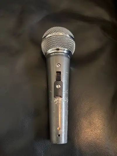 Selling this Radio Shack realistic highball microphone. Was produced from the 70 to the 90’s. This o...
