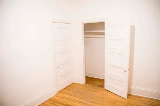 Spacious 1-BR in well maintained Heritage Building - Sandy Hill in Long Term Rentals in Ottawa - Image 4