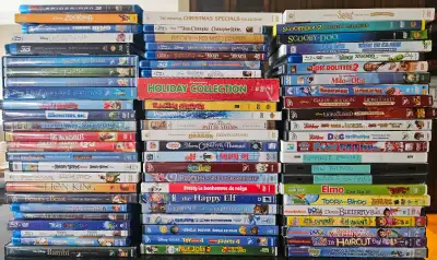 Selling as a bundle and for pick up only. Some used, some new. $25 for all, see picture for titles....