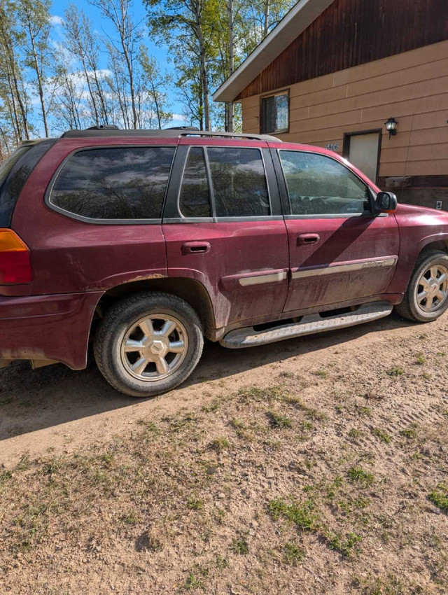 2004 GMC Envoy in Cars & Trucks in Calgary - Image 4