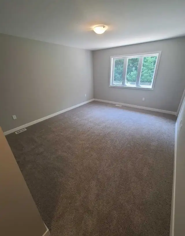 Rooms  for rent near Conestoga college in Long Term Rentals in Kitchener / Waterloo - Image 10