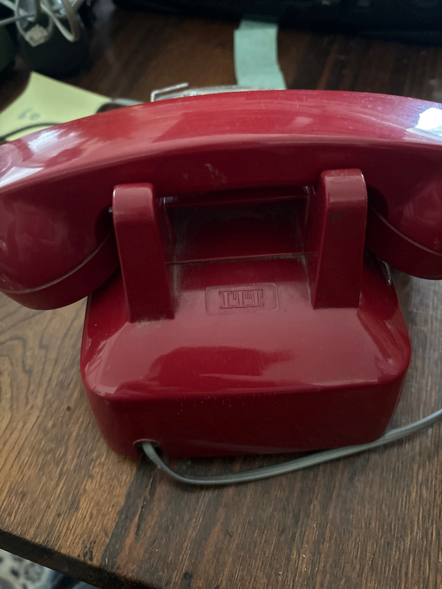 ITT Red Rotary Phone in Home Phones & Answering Machines in Kawartha Lakes - Image 2