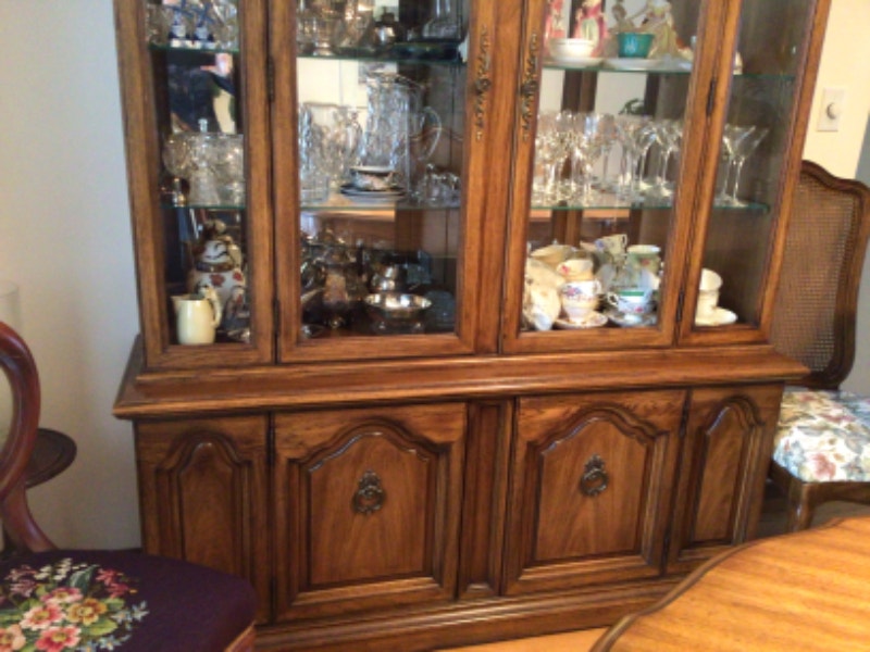 China hutch Hutches & Display Edmonton Kijiji