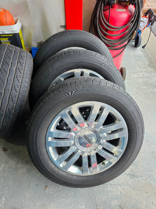 Lincoln Navigator wheels in Tires & Rims in Oshawa / Durham Region
