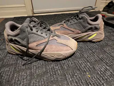 YEEZY 700 MAUVE, View more