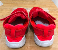 Toddler/Kids shoes Nike size US 12C