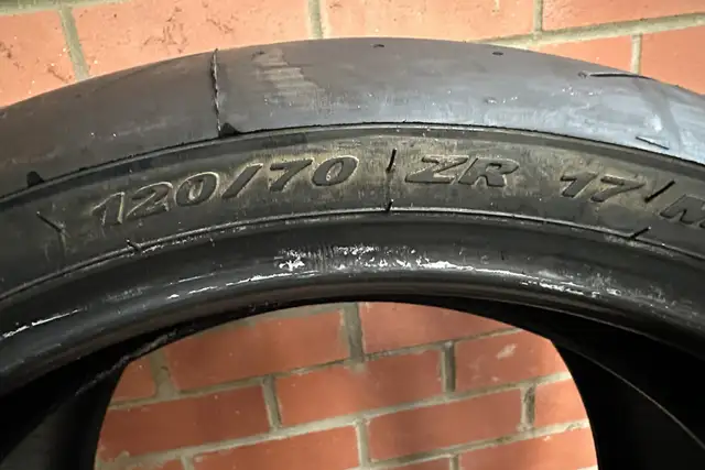 Pirelli Motorcycle Tires in Motorcycle Parts & Accessories in Edmonton - Image 6