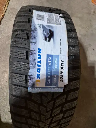 225/50R17 (4)WINTER TIRES ON ALLOY WHEELS - FITS HYUNDAI/ KIA CARS WITH 5 BOLT. TPMS SENSORS INSTALL...