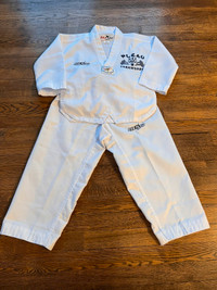 Dobok uniforme Taekwondo taille 0000