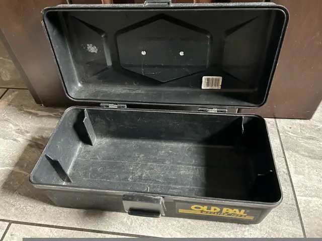Old Pal Tackle Box64307895288067124