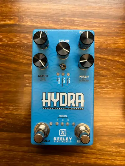 In London, will ship at buyer's expense. Bathe your sound in high-fidelity, true-stereo Tremolo and...