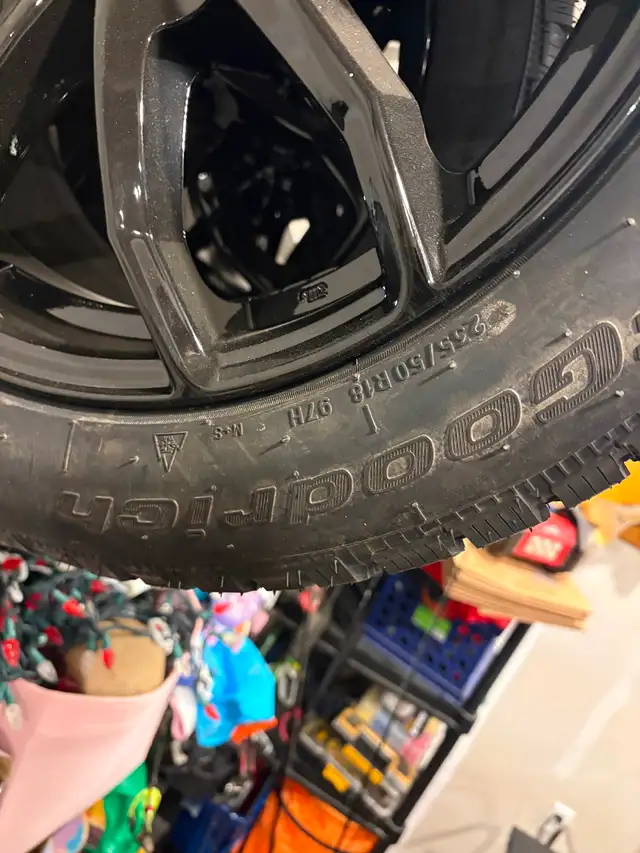 BF Goodrich Winter Tires and Rims (Bolt Pattern (PCD): 5x114.3mm in Tires & Rims in Ottawa - Image 4