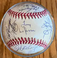 1993 Oakland A's Team Signed Ball with 30 Autographs - ship $20