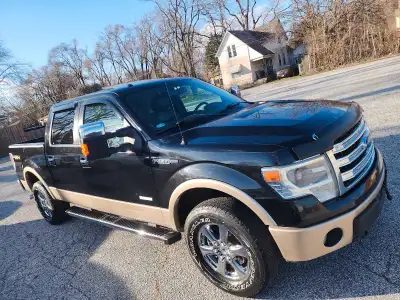 1 Owner 13'Ford F150 Lariat! Loaded. 
