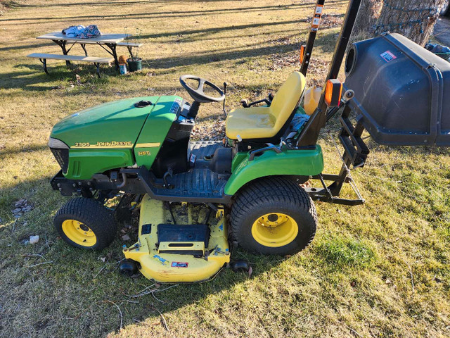 2305 John Deere Tractor + Accessories in Lawnmowers & Leaf Blowers in Calgary