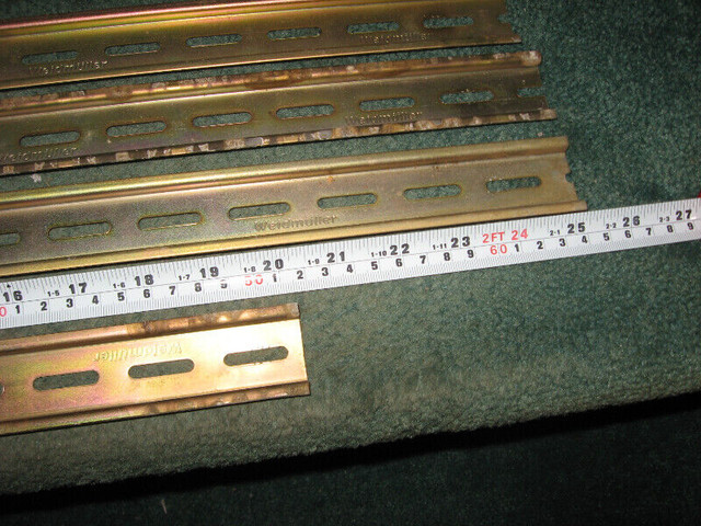 DIN Rail Stock Weidmuller Steel Used 5 PCS 4x25" 1x20" dans Électricité  à Ouest de l’Île - Image 2