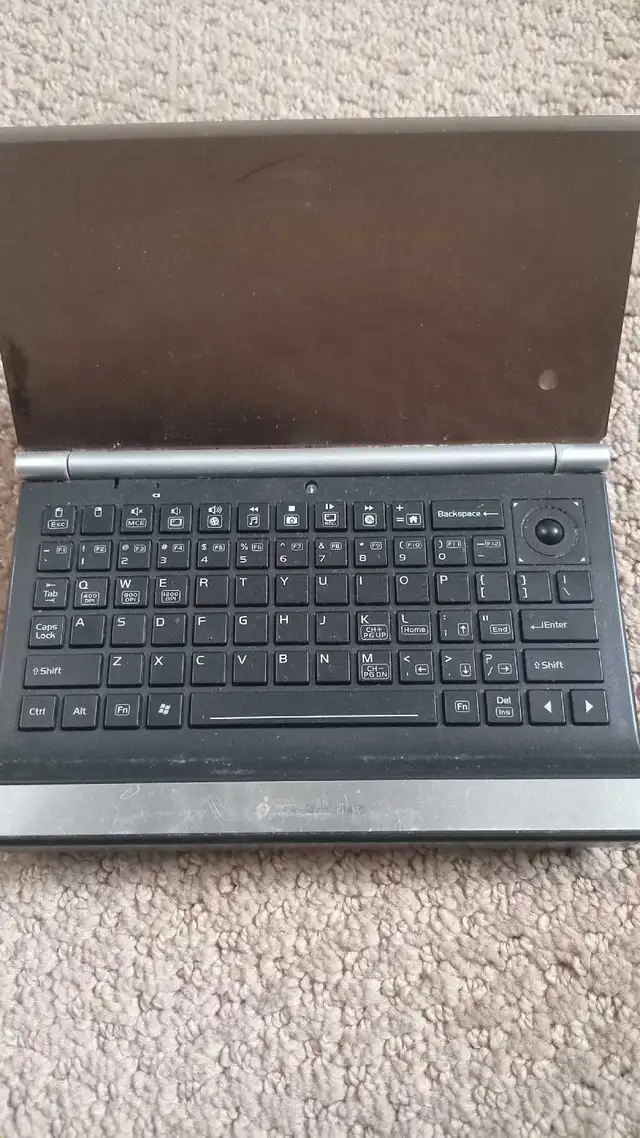 DataWind PocketSurfer IOGEAR GKM571R in Laptops in St. Albert - Image 3