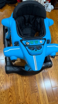 Walker with wheels used good Mississauga / Peel Region Toronto (GTA) Preview