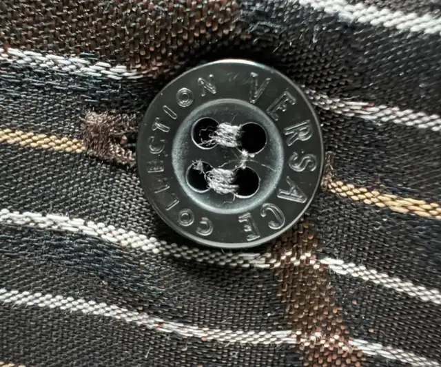 VERSACE Men's Designer Dress Shirt Size:16/42  ( L )NEW with Tag in Men's in Markham / York Region - Image 7