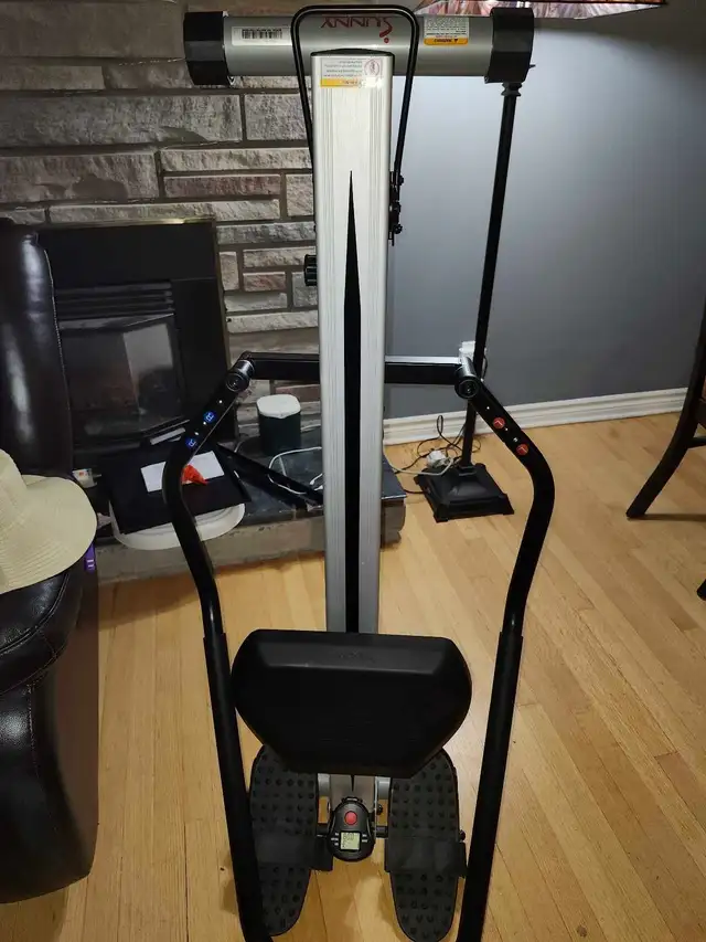 Sunny Health & Fitness Rowing Machine - Never Used in Exercise Equipment in Ottawa - Image 2