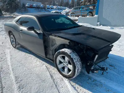 DODGE CHALLENGER 2013 MOTEUR 3.6L AUTOMATIQUE MODÈLE 2008 A 2014 VENDU POUR PIÈCES PNEUS NEUF PRIX E...