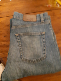 Jeans Lacoste 10$