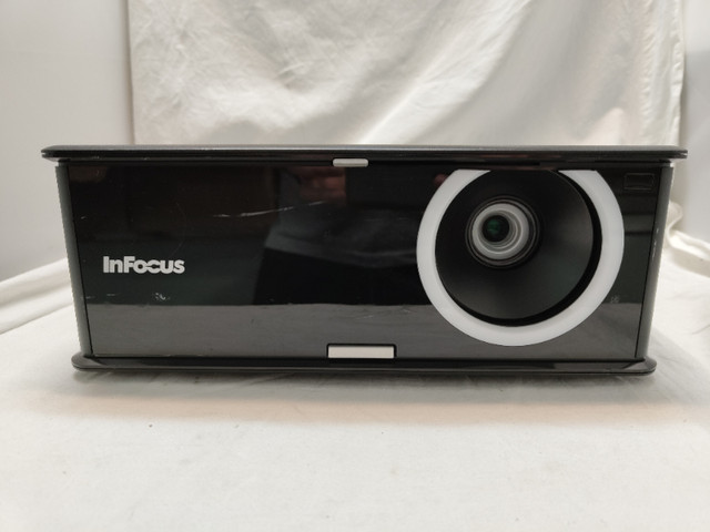 InFocus IN2114 DLP XGA Conference Room Projector 3000 Lumens VGA in General Electronics in City of Toronto