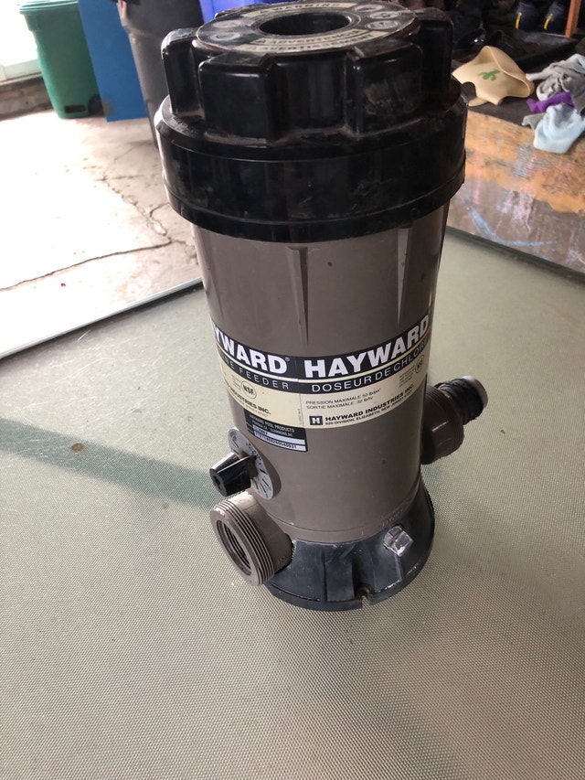 Chlorinator and Pool Net and Scrubber Hot Tubs & Pools Cambridge