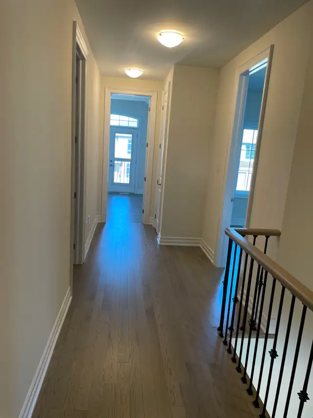 4200 S F, only 3-year-old, very good condition from Feb 1 in Long Term Rentals in Markham / York Region - Image 15