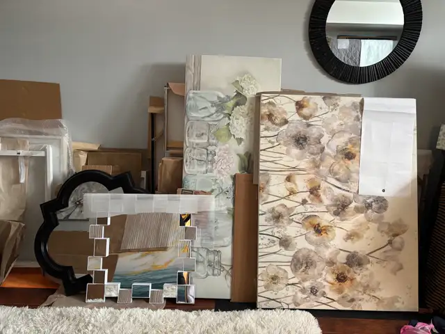 Home Staging Inventory Clearout in Home Décor & Accents in Markham / York Region - Image 4