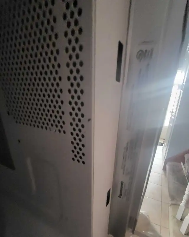 Panasonic Genius Microwave in Microwaves & Cookers in Mississauga / Peel Region - Image 4