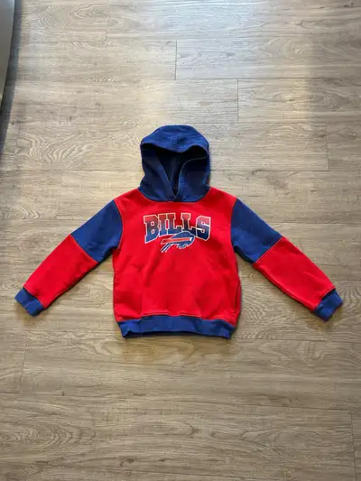 Pullover with front pocket & hood Red & blue
