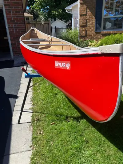End of season sale. This is a used Scott 16’. Kevlar Aramid canoe, perfect for leisurely paddles on...